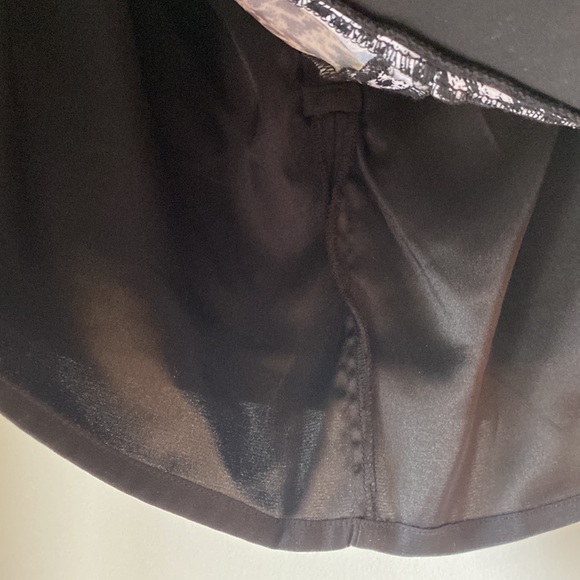 🎉HP👉NWT Michael Kors Print Mini Skirt - Picture 8 of 10